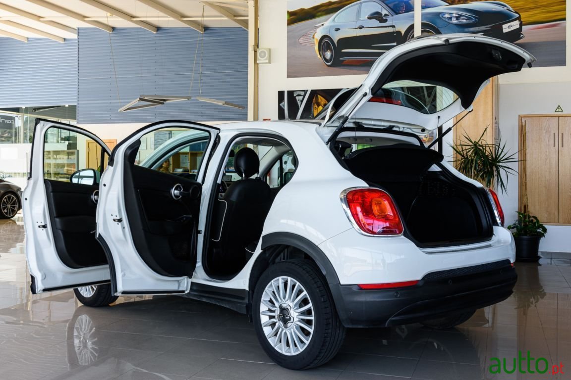 2018' Fiat 500X photo #3