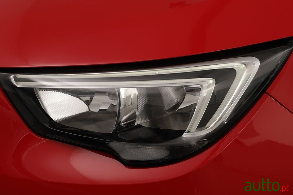 2019' Opel Crossland X 1.2 T Innovation photo #6