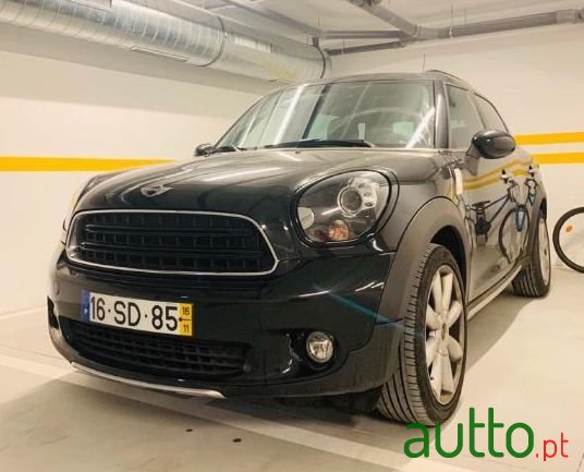 2016' MINI Countryman Ver-One-D photo #2