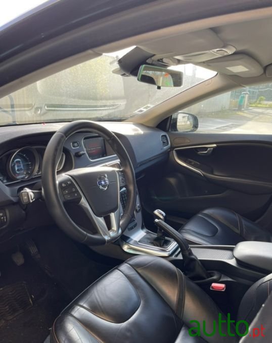 2015' Volvo V40 photo #5