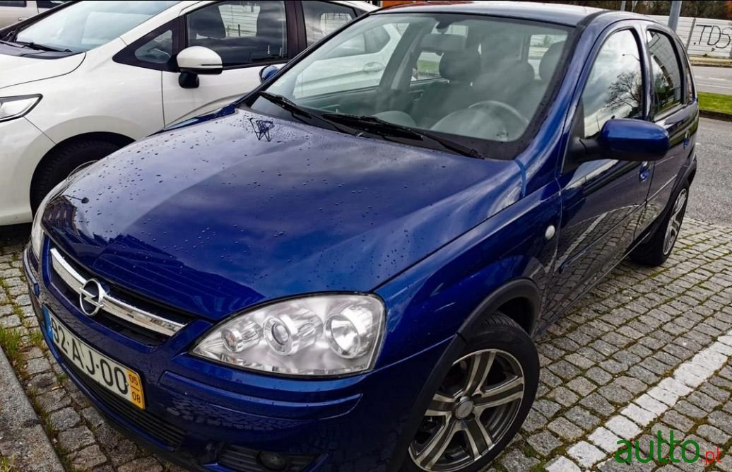 2005' Opel Corsa photo #1