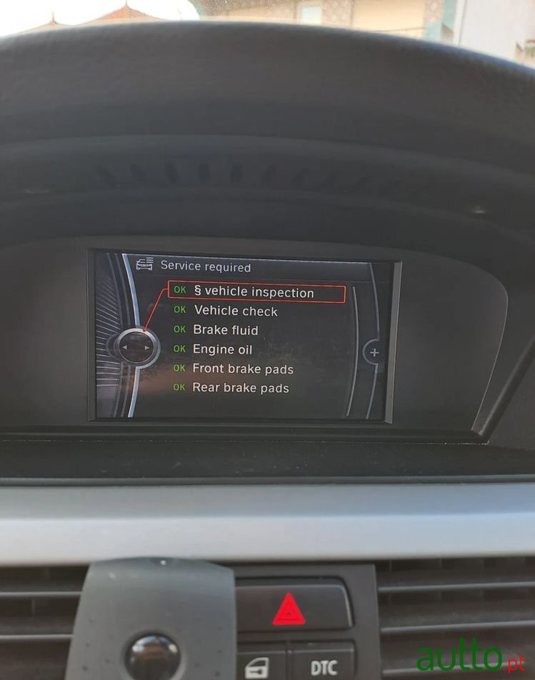 2009' BMW 318 D Touring photo #6