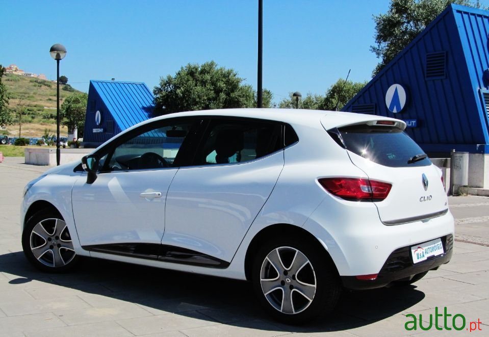 2016' Renault Clio photo #2