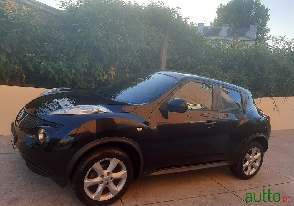 2011' Nissan Juke 1.6 Acenta photo #1