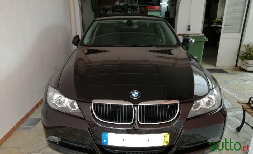 2006' BMW 320 D photo #1