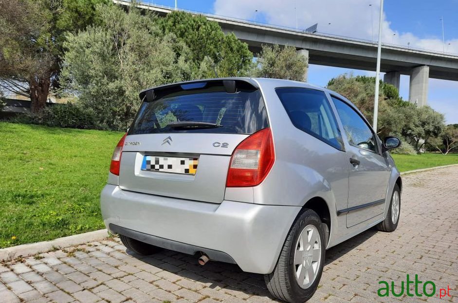 2007' Citroen C2 photo #2