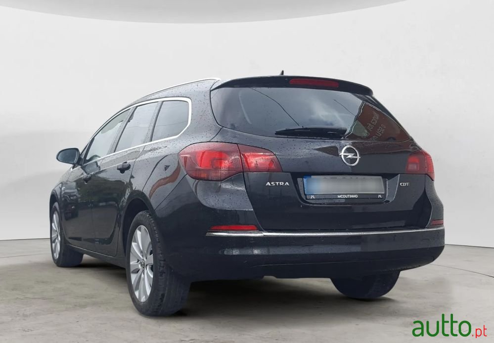 2016' Opel Astra Sports Tourer photo #3
