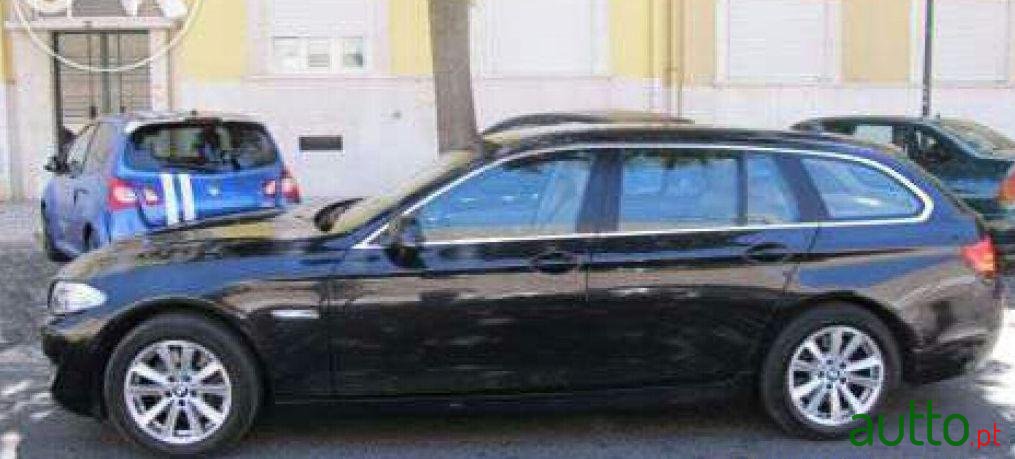 2011' BMW 520 d photo #1