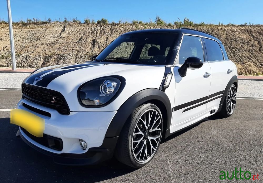2015' MINI Countryman Cooper Sd photo #1