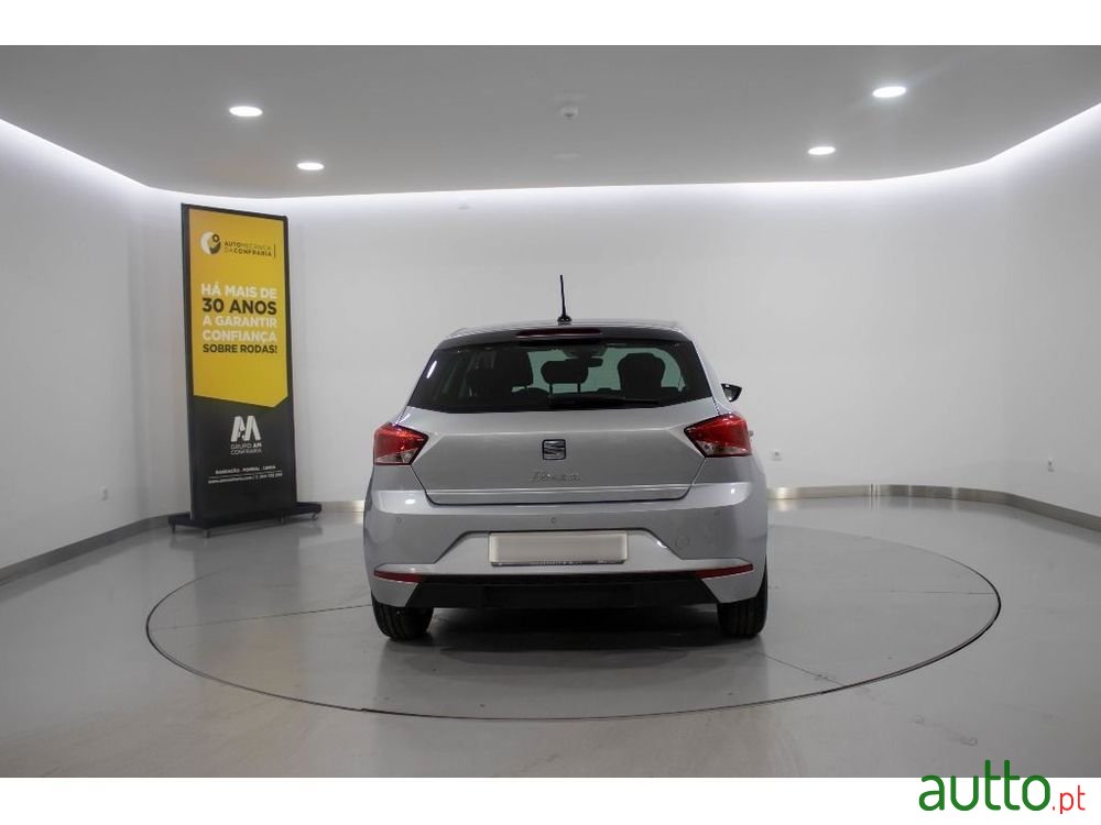 2023' SEAT Ibiza 1.0 Tsi Style photo #6