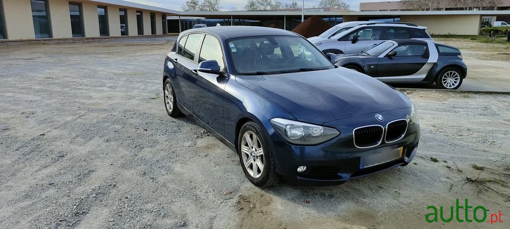 2013' BMW Série 1 D Efficientdynamics photo #4