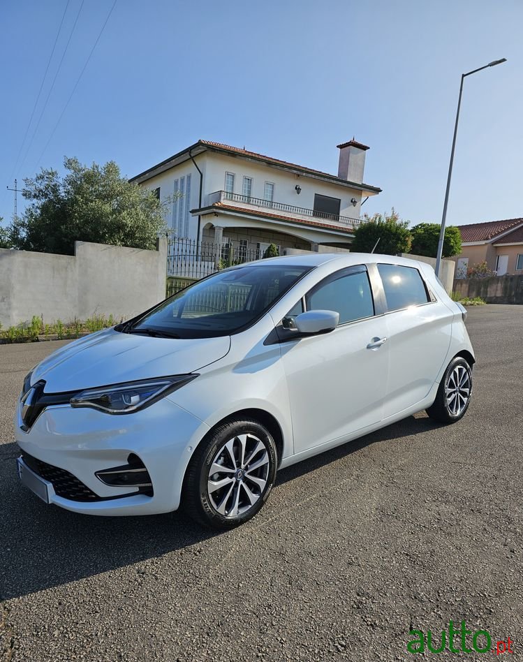 2020' Renault Zoe Exclusive 50 Flex photo #2
