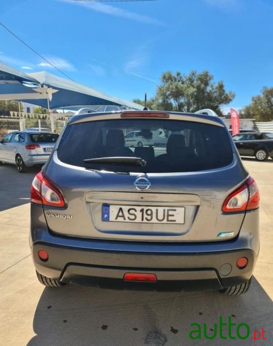 2013' Nissan Qashqai photo #6
