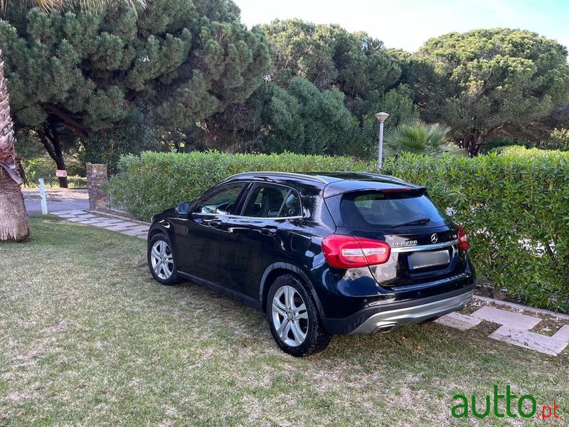 2014' Mercedes-Benz GLA 200 Cdi Urban photo #6