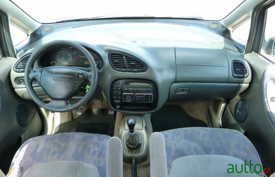 1996' Ford Galaxy photo #1