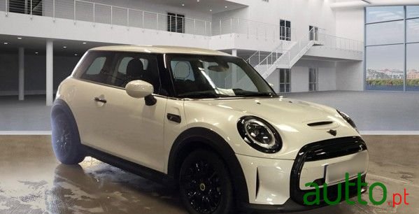 2024' MINI Cooper Se 3 Portas photo #1