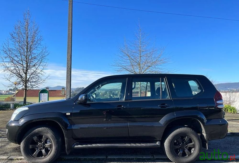 2006' Toyota Land Cruiser 3.0 D-4D Pack photo #3