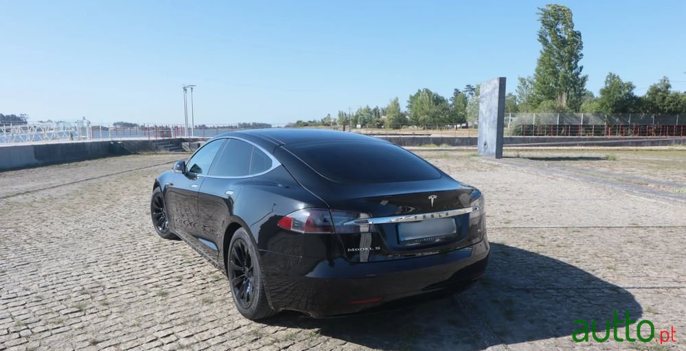 2016' Tesla Model S photo #3