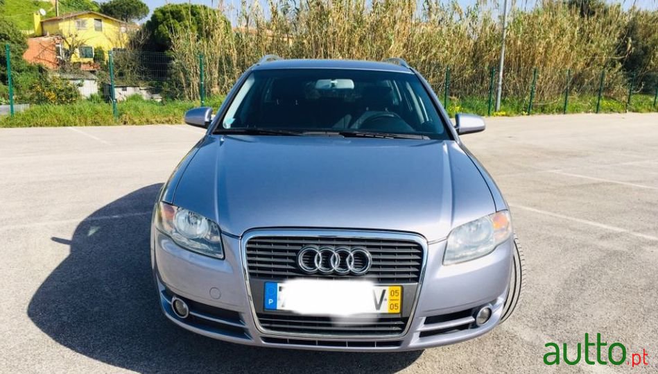 2005' Audi A4 Avant photo #1
