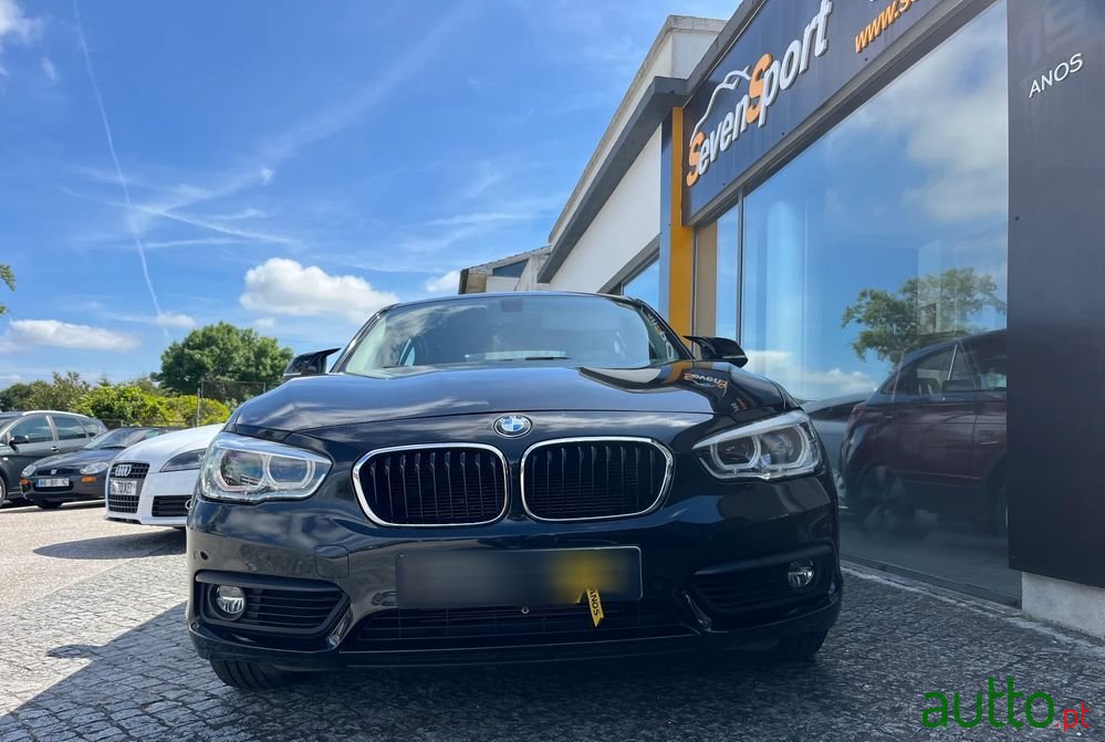 2016' BMW Série 1 D Advantage photo #5