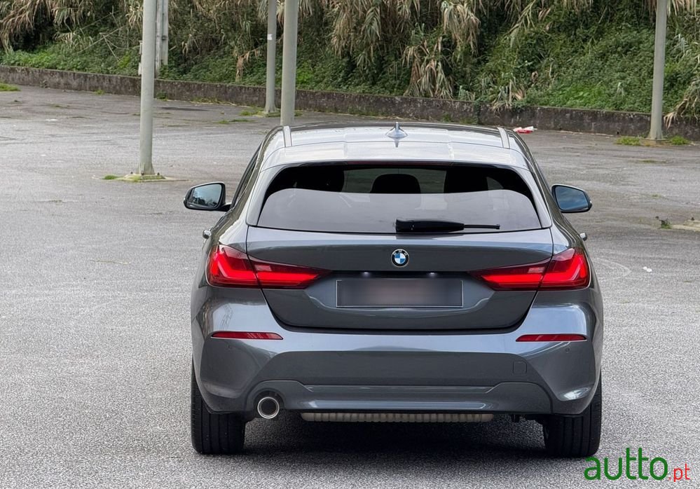 2021' BMW Série 1 I Advantage photo #5
