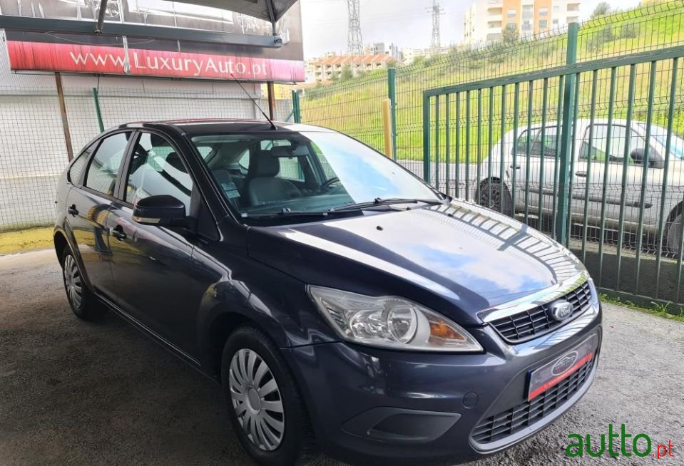 2008' Ford Focus photo #3