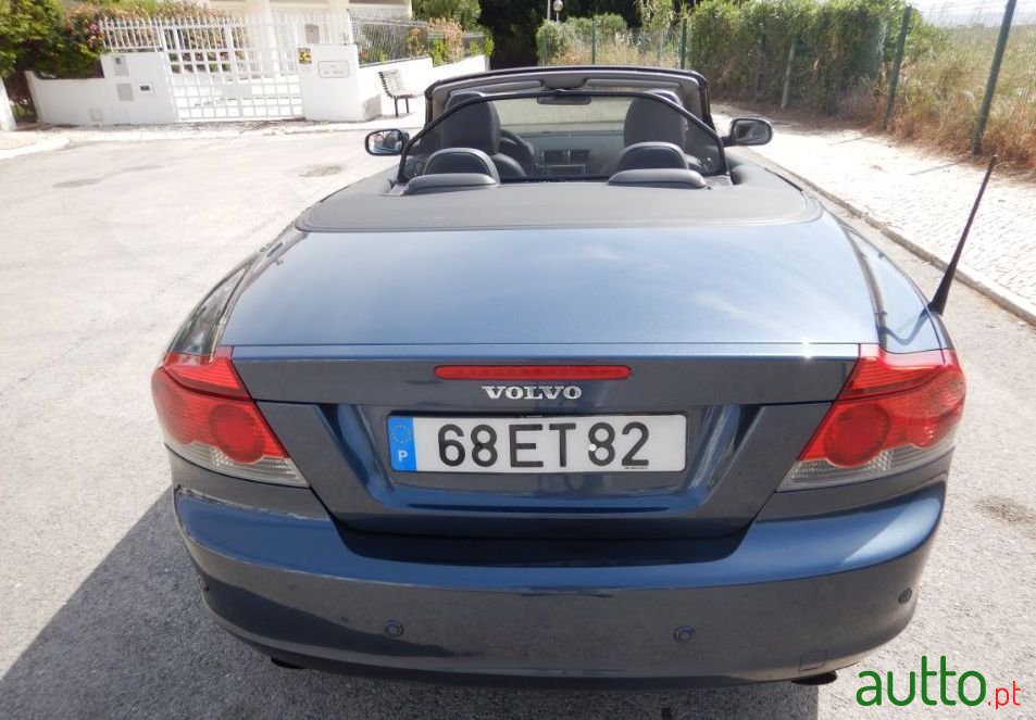 2007' Volvo C70 photo #5