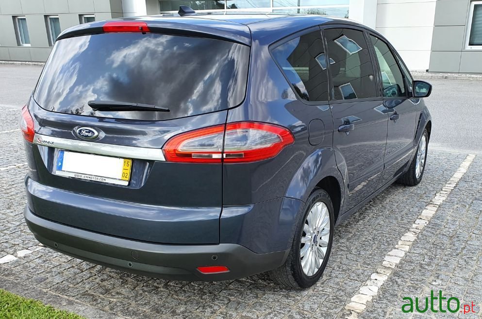 2015' Ford S-Max photo #3