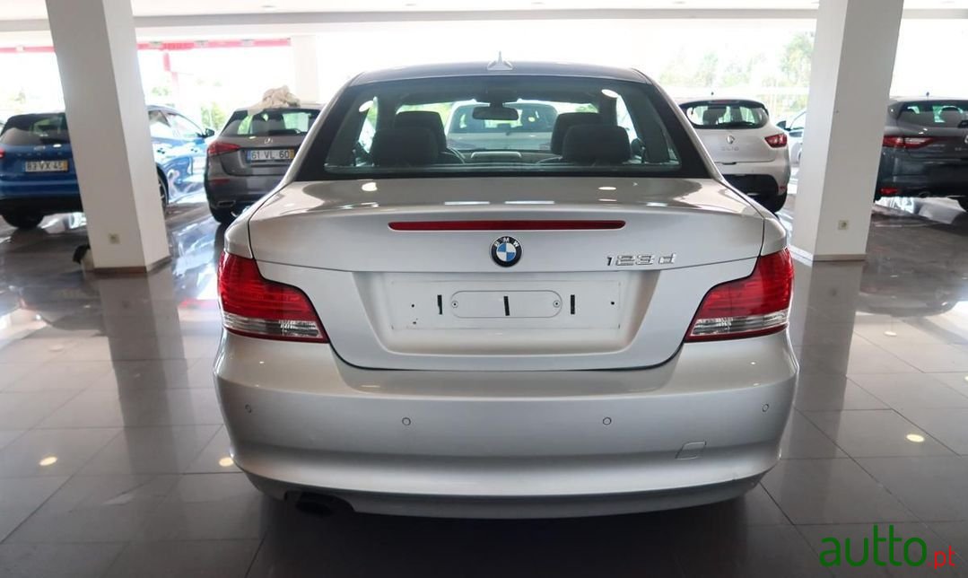 2007' BMW 123 photo #5