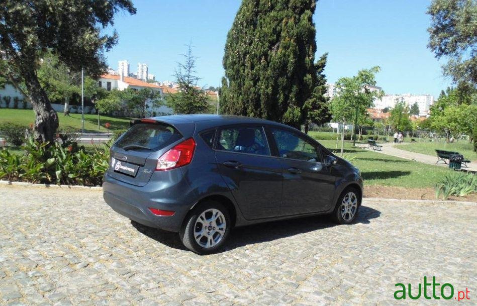 2013' Ford Fiesta 1.0 Ti-Vct Trend photo #2