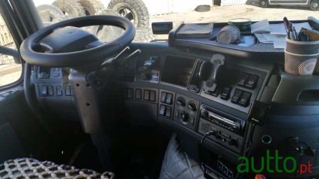 2009' Volvo FH13 480 photo #2