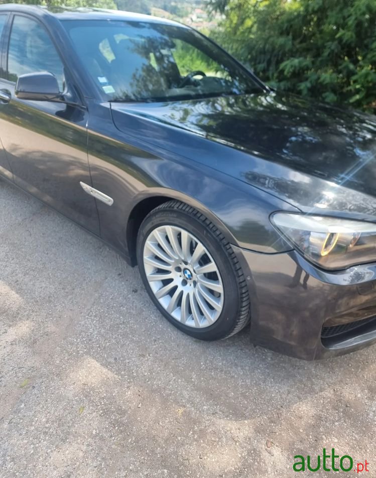 2012' BMW 740 Ld Xdrive Pack M photo #2