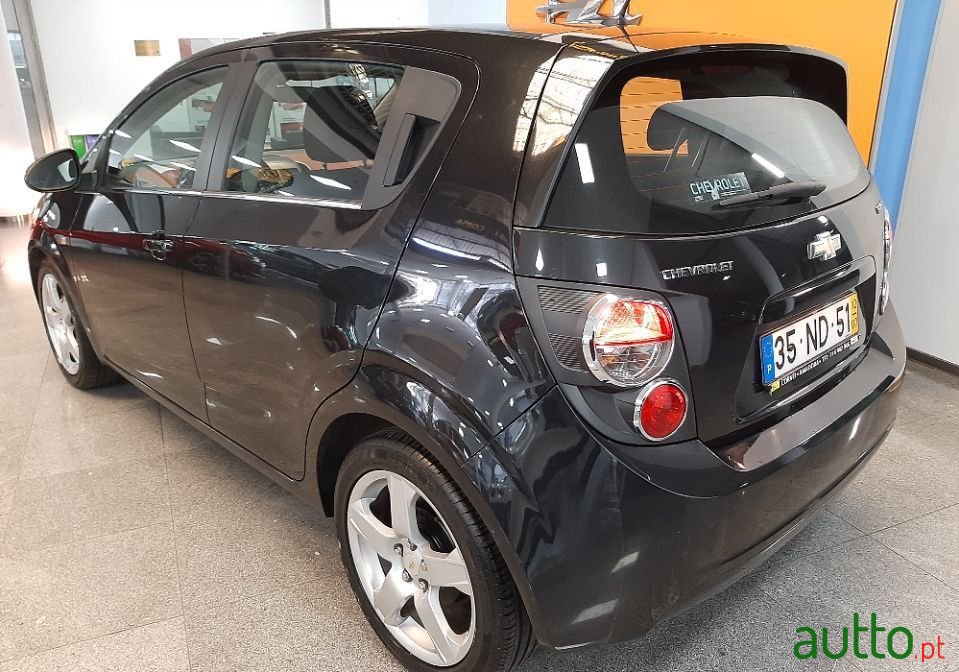 2012' Chevrolet Aveo photo #3