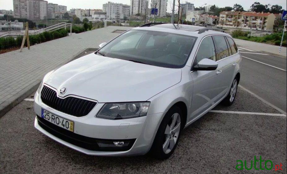 2016' Skoda Octavia Break photo #2