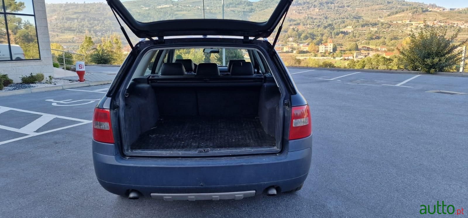 2003' Audi A6 Allroad photo #4