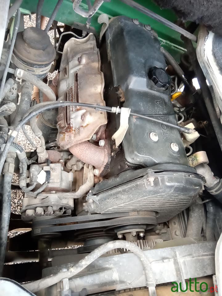 1999' Toyota Dyna photo #3