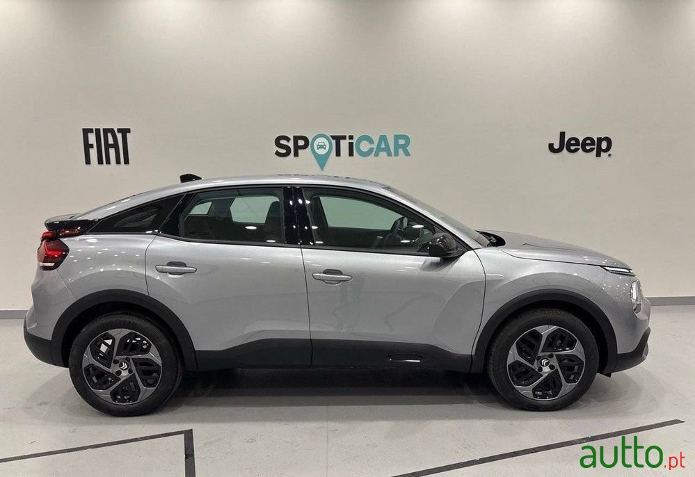 2024' Citroen C4 photo #4