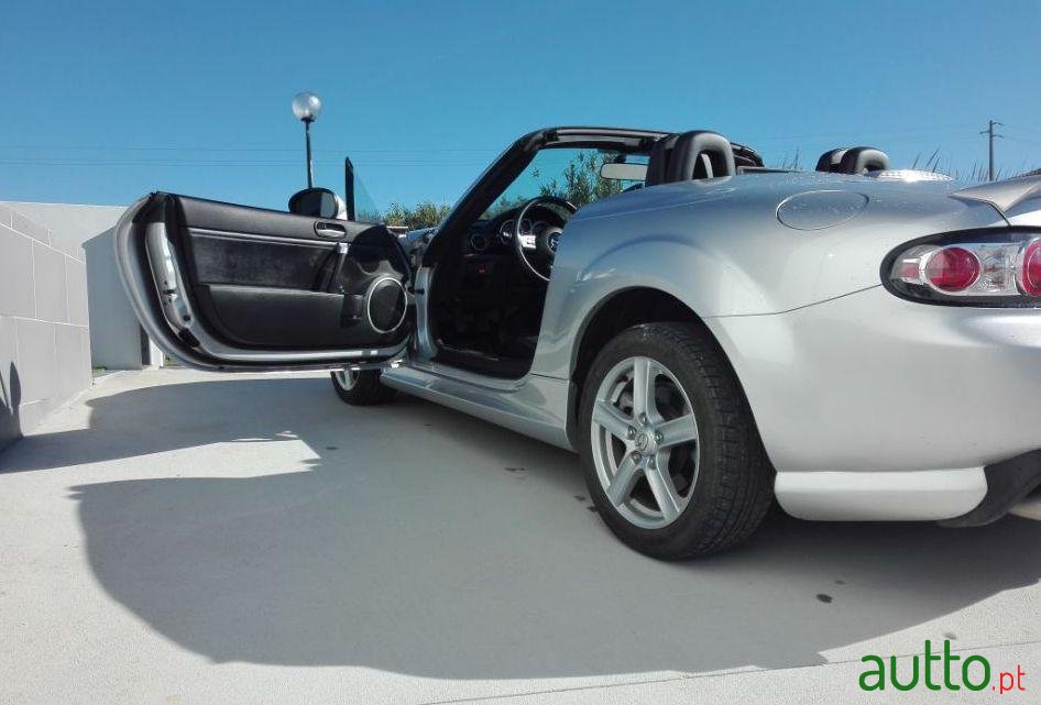 2007' Mazda MX-5 photo #2