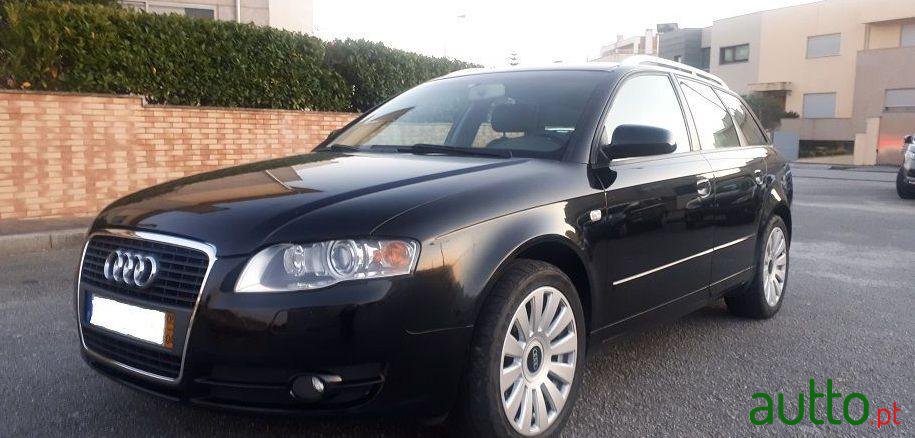 2005' Audi A4 Avant photo #2