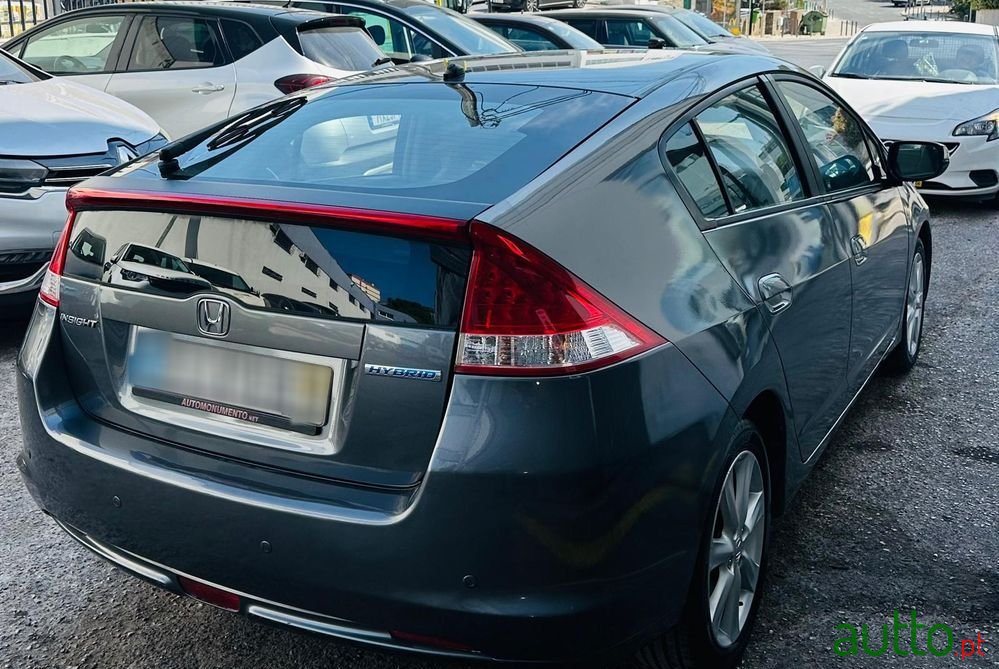 2010' Honda Insight photo #3