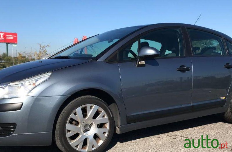 2007' Citroen C4 1.6 Hdi  Vtr Pack photo #1