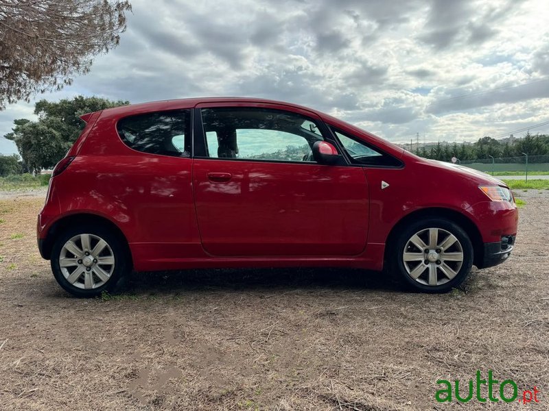 2011' Mitsubishi Colt photo #6