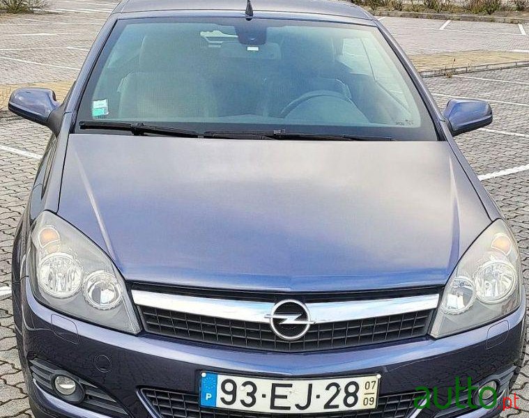 2007' Opel Astra Twintop 1.6 photo #2