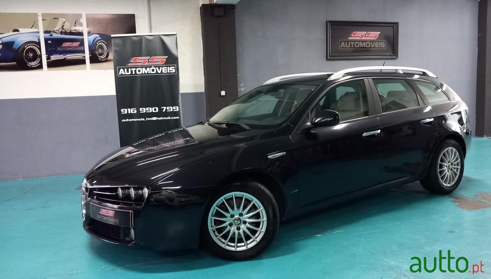 2007' Alfa Romeo 159 Sportwagon photo #1