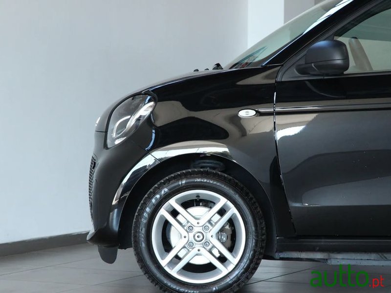 2021' Smart Forfour Eq Passion photo #6