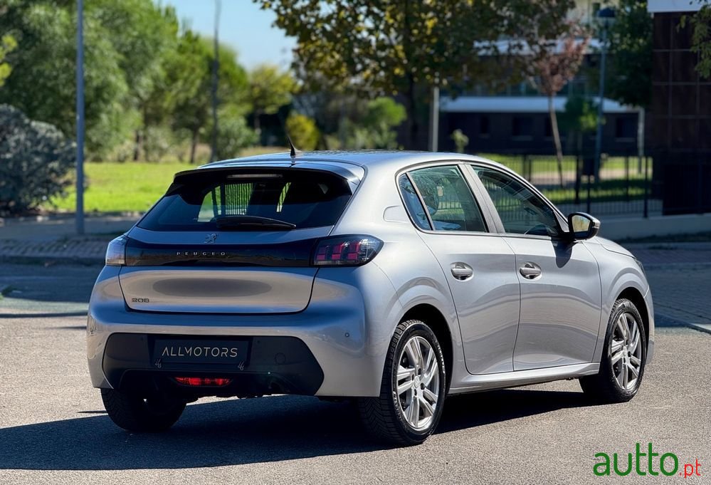 2020' Peugeot 208 1.2 Puretech Style photo #5