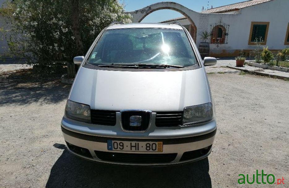 2009' SEAT Alhambra photo #1