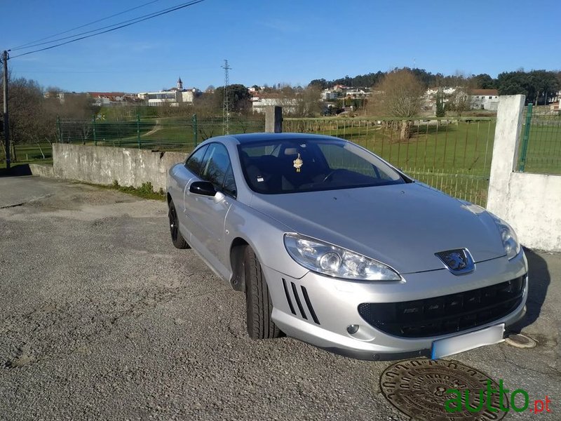 2008' Peugeot 407 Coupé photo #2