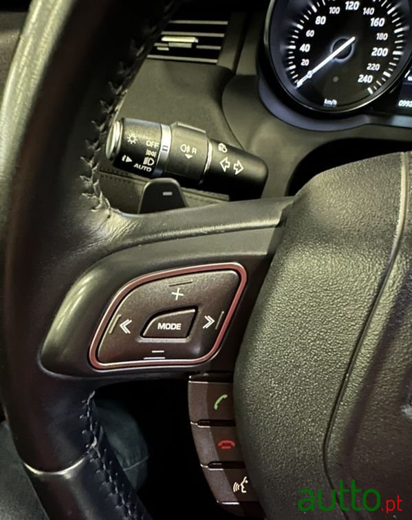 2016' Land Rover Range Rover Evoque photo #6