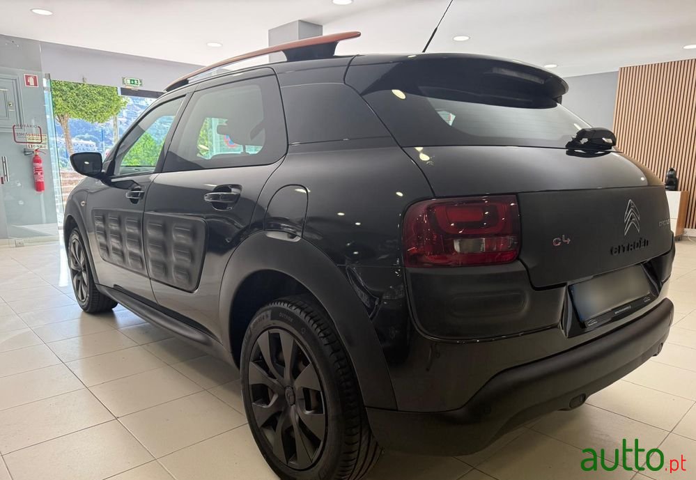 2015' Citroen C4 Cactus photo #4